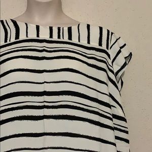 Eloquii Dresses - Eloquii White and Black Shift Dress 18/20 Eloquii Dresses - Eloquii White and Black Shift Dress 18/20